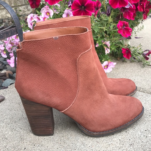 ☀️ Lucky Brand Liesell Orange Red Leather suede heeled Booties - Picture 5 of 16